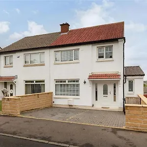 Villa 3 Bed House In - Private Parking, Edinburgh